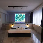 Maximum Exclusive & 4* Palermo