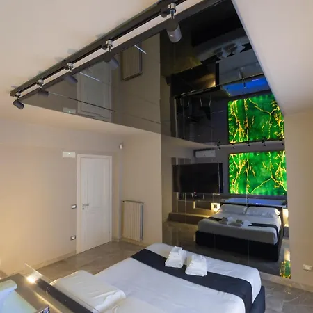 Maximum Exclusive & Vendégház Palermo