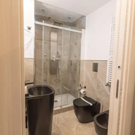 Maximum Exclusive Suite&spa Palermo