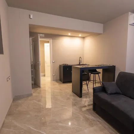 Maximum Exclusive Suite&spa