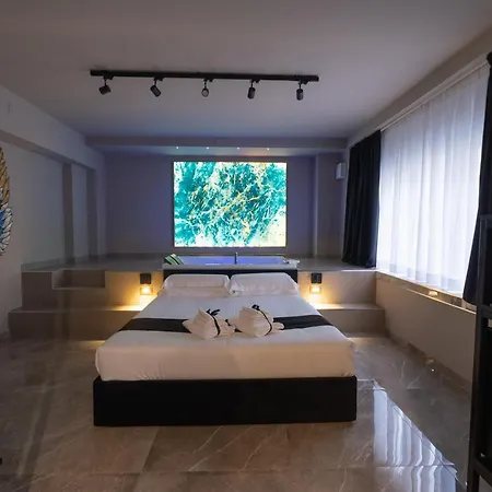 Maximum Exclusive Suite&spa 4* Palermo